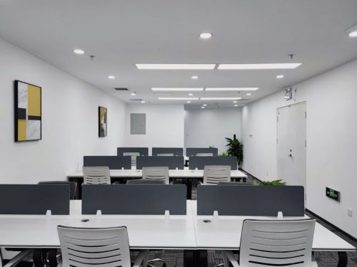 國銳廣場特價房出租 方正戶型，全套家具，辦公首選